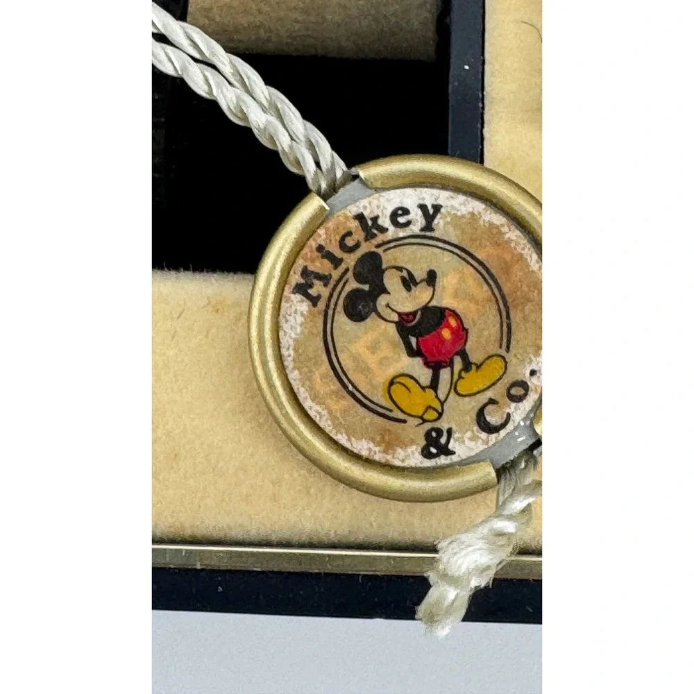 New Seiko Mickey Mouse Watch Womens Gold Leather Vintage Disney 3Y03-0049 Box